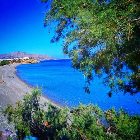 Crete Essence - *