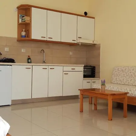 דירה Crete Essence -